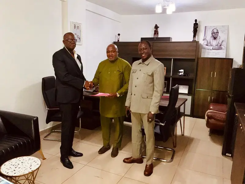 Signature d'accord — Rencontre institutionnelle ALAMAKO × DIACOF